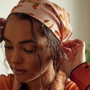 Urban Outfitters Farrah Hair Scarf